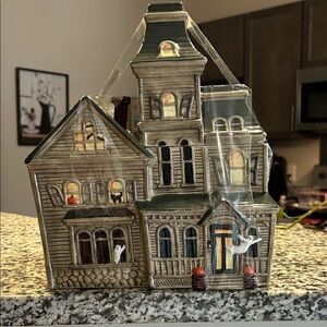 Oneida Haunted House Holiday Decor - Gray and Black
